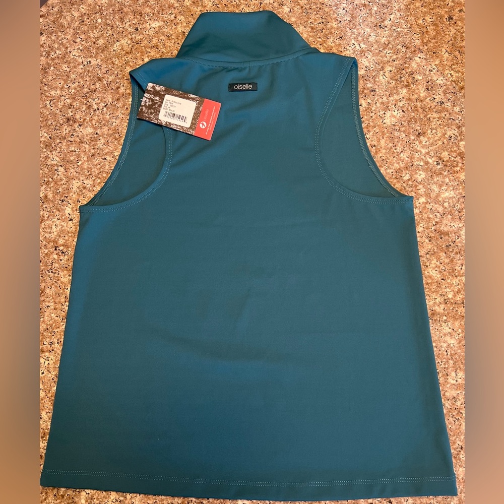 Oiselle Tank. NWT